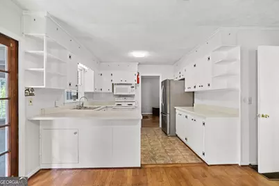 124 Melrose Drive, Lagrange, GA 30241 - Photo 12