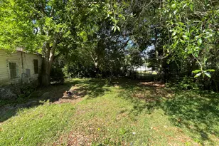 129 N 7th St, Cochran, GA 31014 - Photo 18