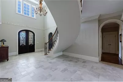 9390 Colonnade Trail, Johns Creek, GA 30022 - Photo 16