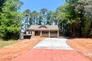 364 Live Oak Ln, Comer, GA 30629 - Photo 2