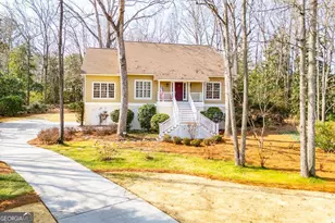 211 Habersham Pl, Carrollton, GA 30117 - Photo 2