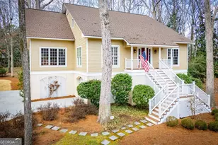211 Habersham Pl, Carrollton, GA 30117 - Photo 4