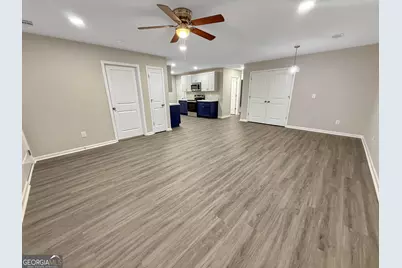 319 Airman Boulevard, Warner Robins, GA 31088 - Photo 20