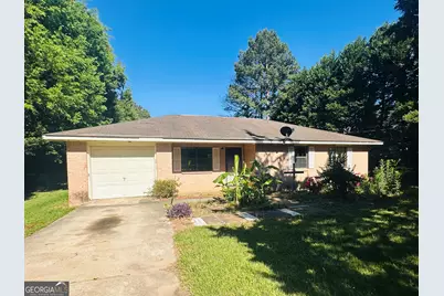 108 Bradford Avenue, Fort Valley, GA 31030 - Photo 1