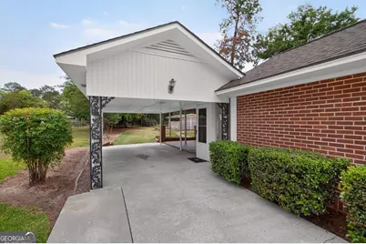 447 S College Street, Metter, GA 30439 - Photo 4