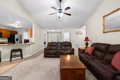 29 Concord Court, Senoia, GA 30276 - Photo 4