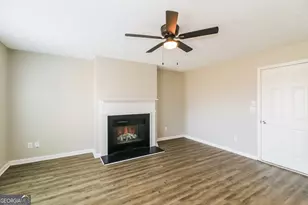 5991 Waggoner Ct, Rex, GA 30273 - Photo 8