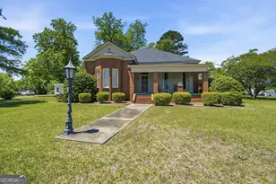 6629 Hawkinsville Rd, Macon, GA 31216 - Photo 1