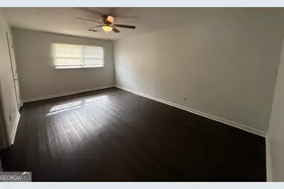 885 Park Place NE, Conyers, GA 30012 - Photo 10