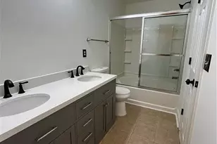 9051 Bayrose Cir, East Point, GA 30344 - Photo 10
