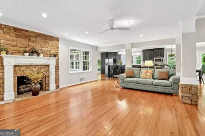 214 Newport Road SW, Lilburn, GA 30047 - Photo 8