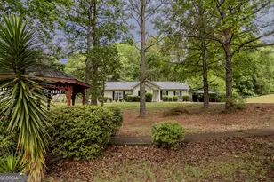 61 Nantucket Dr, Lagrange, GA 30241 - Photo 2
