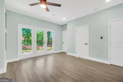 233 E Tinsley Street, Griffin, GA 30223 - Photo 18