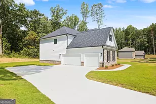 8939 Blackhall, Jonesboro, GA 30236 - Photo 4
