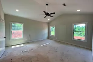 977 Hillcrest Rd, Hogansville, GA 30230 - Photo 6