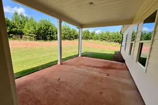 1033 Hillcrest Rd, Hogansville, GA 30230 - Photo 6