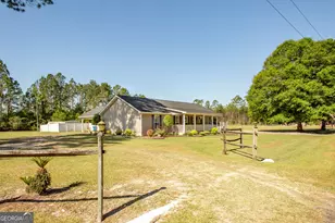 4331 Knotty Pine Ln, Waycross, GA 31503 - Photo 2