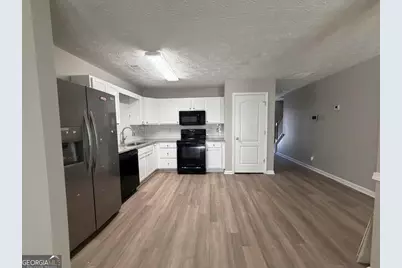 753 Georgetown Court, Jonesboro, GA 30236 - Photo 8