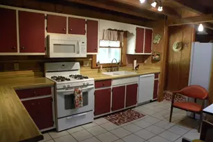 153 Will Zoellner Ln, Mountain City, GA 30525 - Photo 12