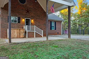 1907 Mountain Creek Church Rd, Starr, SC 29684 - Photo 2