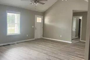 57 Crestview Rd, Claxton, GA 30417 - Photo 2