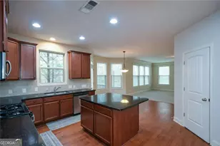 5573 Primrose Park Ct, Sugar Hill, GA 30518 - Photo 10