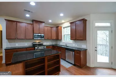 5573 Primrose Park Court, Sugar Hill, GA 30518 - Photo 8