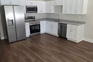 302 Hawaii Ave, Warner Robins, GA 31093 - Photo 8