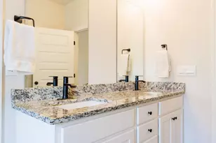 2110 Tottenham Dr, Hahira, GA 31632 - Photo 22