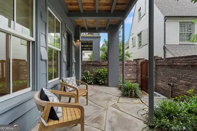 2711 Southwell Street NE, Atlanta, GA 30305 - Photo 6