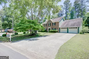 2394 Southern Oak Dr SW, Marietta, GA 30064 - Photo 2