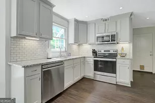 2394 Southern Oak Dr SW, Marietta, GA 30064 - Photo 18