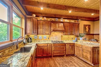 100 Corinth Lane, Mountain City, GA 30525 - Photo 10
