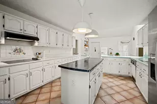311 White Oak Dr, Newnan, GA 30263 - Photo 16