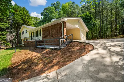 134 N Lake Drive, Lagrange, GA 30240 - Photo 2