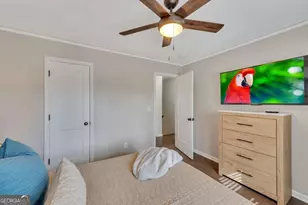 6805 Wright Rd, Atlanta, GA 30328 - Photo 14
