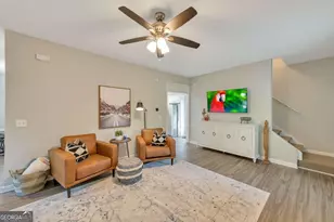 19 Moonlight Dr SE, Acworth, GA 30102 - Photo 2
