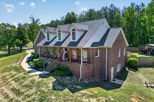 567 Shady Creek Rd, Toccoa, GA 30577 - Photo 2