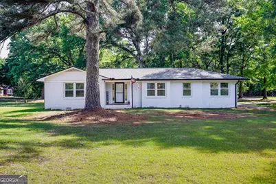 39 Payne Drive, Comer, GA 30629 - Photo 1
