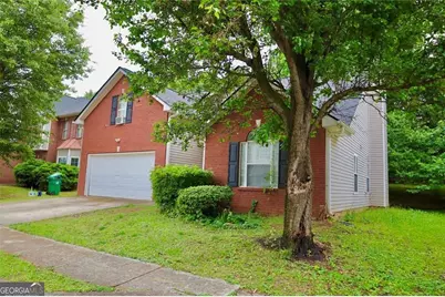 876 Ashton Oak Circle, Stone Mountain, GA 30083 - Photo 2