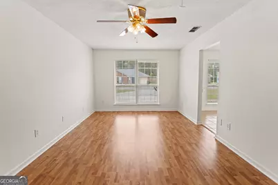 1386 Coalition Circle, Hinesville, GA 31313 - Photo 6