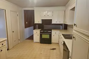 846 Harvey St, Millen, GA 30442 - Photo 16