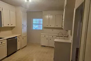846 Harvey St, Millen, GA 30442 - Photo 18