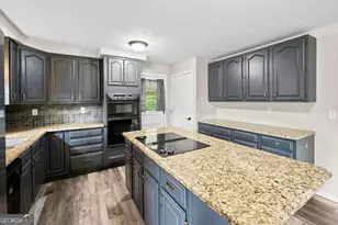 1243 Sycamore St, Young Harris, GA 30582 - Photo 12
