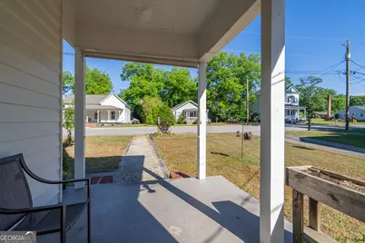 243 Boulevard #B, Monroe, GA 30655 - Photo 4