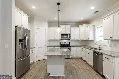 6459 Wildwood Trail, Flowery Branch, GA 30542 - Photo 10
