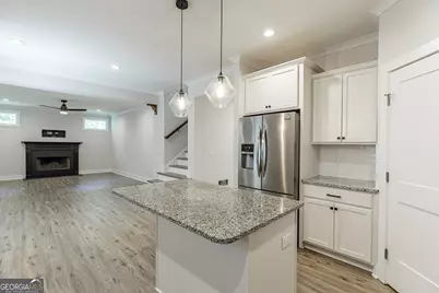 6459 Wildwood Trail, Flowery Branch, GA 30542 - Photo 14