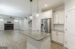 6459 Wildwood Trail, Flowery Branch, GA 30542 - Photo 14