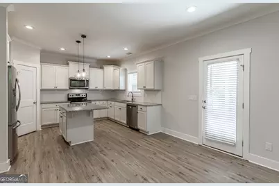 6459 Wildwood Trail, Flowery Branch, GA 30542 - Photo 12