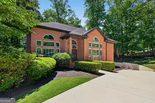 311 Chimney Sweep Cir, Peachtree City, GA 30269 - Photo 4